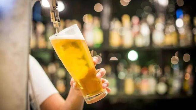 啤酒行业涨价，背后逻辑是什么？