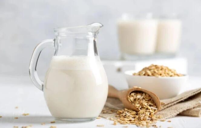 居民健康意识觉醒，植物蛋白饮料代替动物奶成为趋势，市场前景广阔